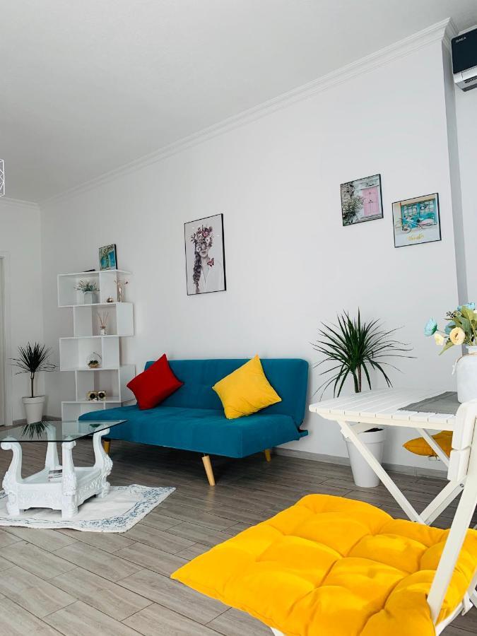 Sweet Apartment In Kutaisi Exterior photo